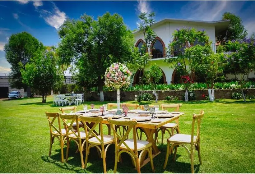 Hotelli El Monasterio