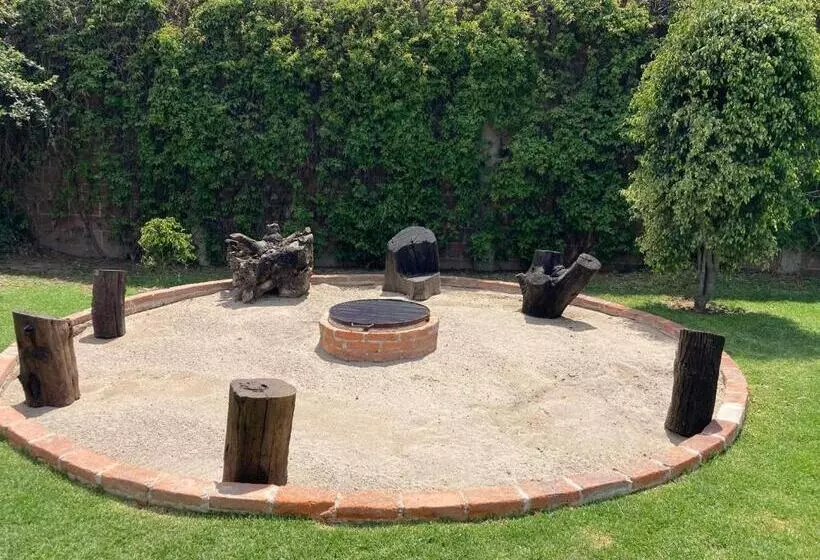 Hotelli El Monasterio