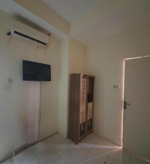 בית מלון כפרי Oyo 93114 Salak Homestay