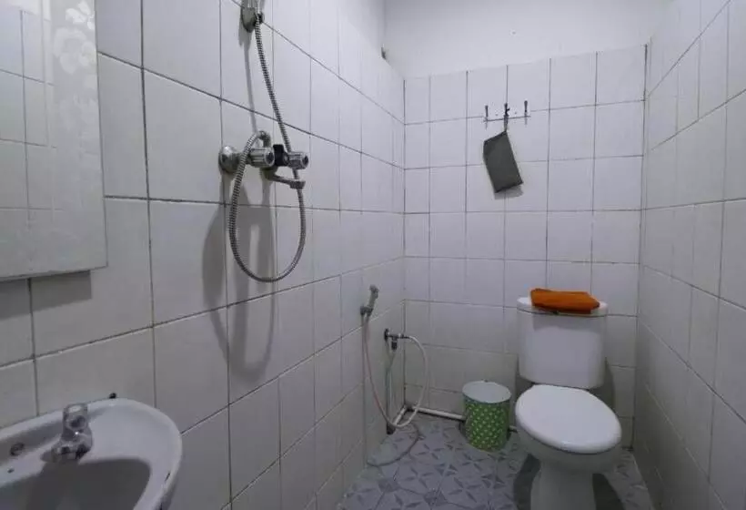 ホテル Oyo 93168 Permata Ria