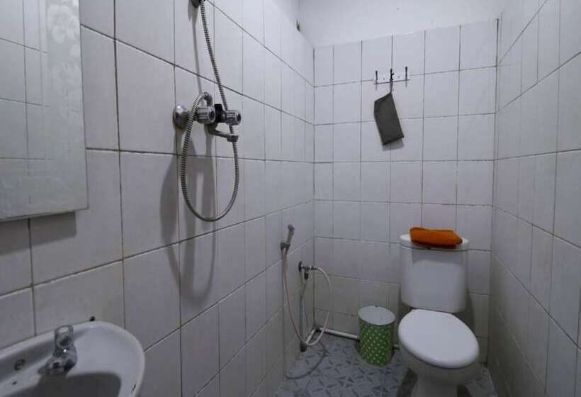 בית מלון כפרי Oyo 93168 Permata Ria