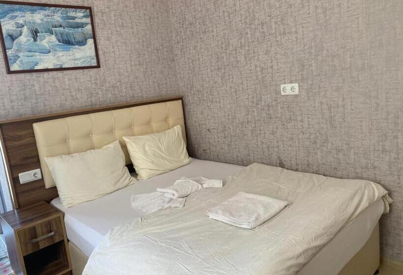 Hotel Pamukkale Sahin