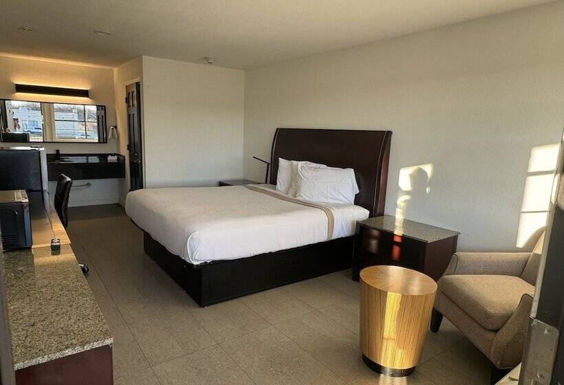 汽车旅馆 Eagle Inn