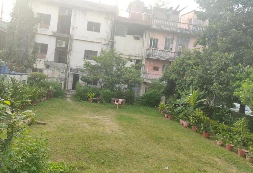 פנסיון Apna Guest House