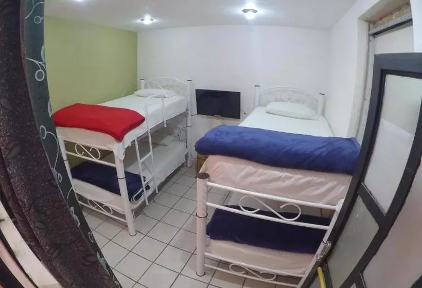 پانسیون Kahlo Habitacion#1