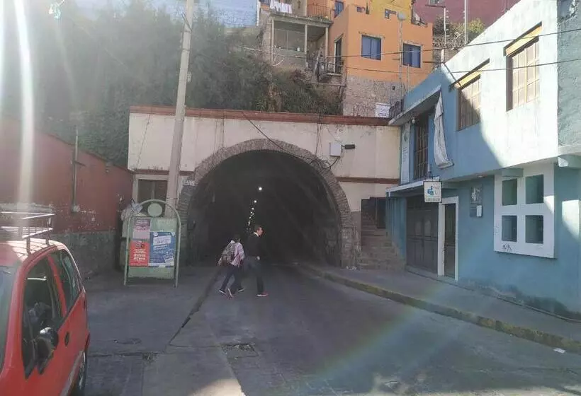 پانسیون Kahlo Habitacion#1