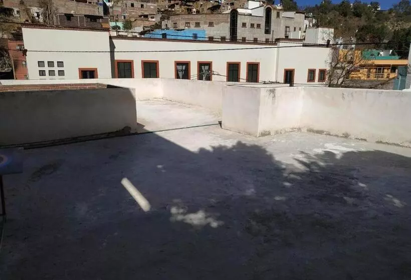 پانسیون Kahlo Habitacion#1