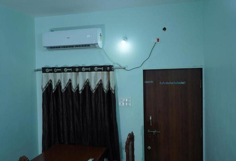 Pension Iskcon Pandharpur S Chandrabhaga Guest House