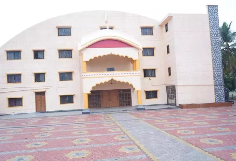 ペンション Iskcon Pandharpur S Chandrabhaga Guest House