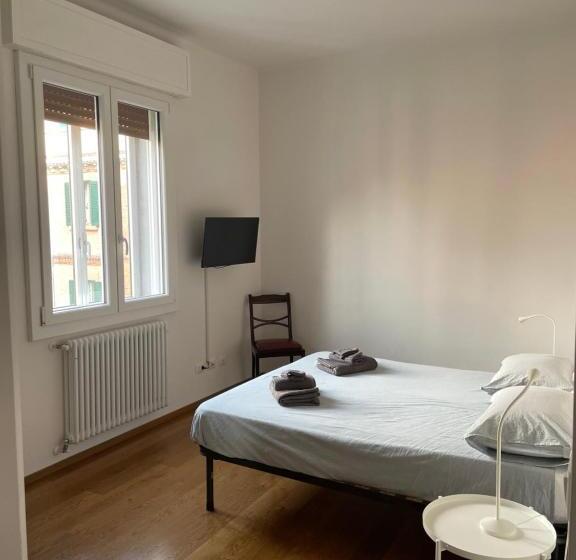 پانسیون Jazz Room 2