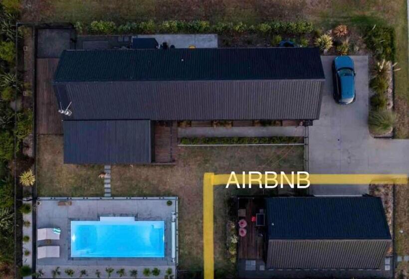 פנסיון Private By The Beach