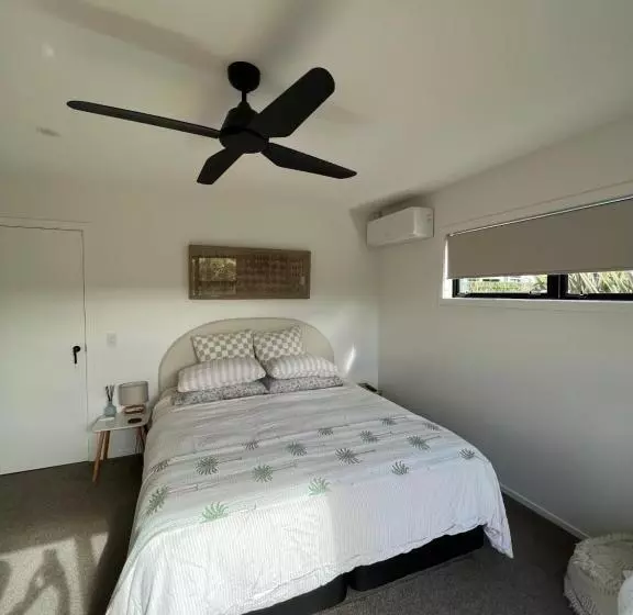 Majatalo Private By The Beach