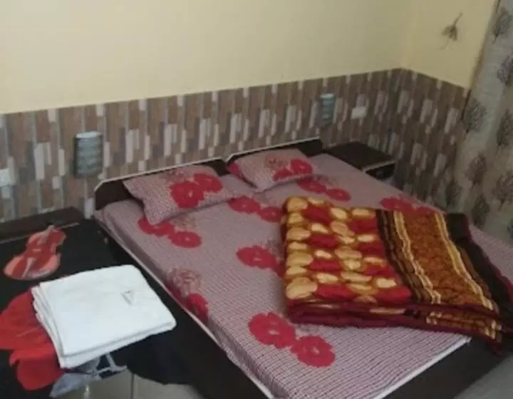 Lomakeskus Poonam Mahal