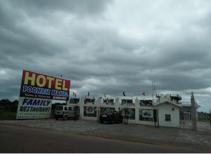 Курорт Poonam Mahal