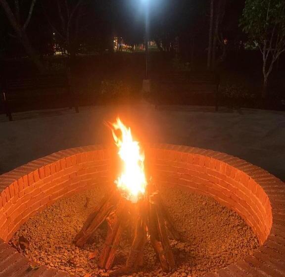 Kurort Relova’s Orchard Place