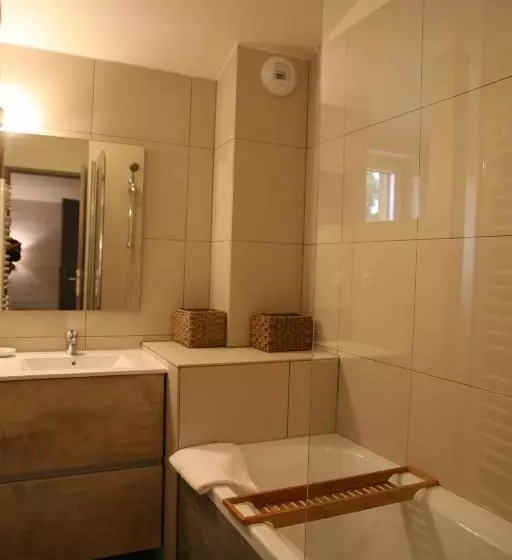 ベッドアンドブレックファースト Centre De Bien être Le Miel Et L Eau