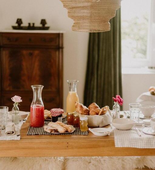 تختخواب و صبحانه Chez Anne Et Grégoire