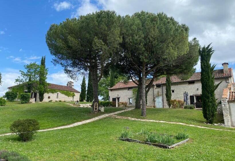 مبيت وإفطار Domaine De Treilles