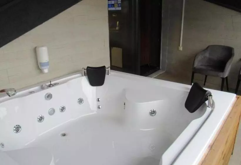 ホテル Atakent Palace Suite