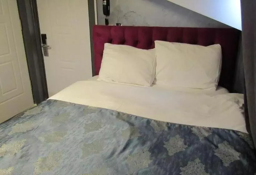 ホテル Atakent Palace Suite