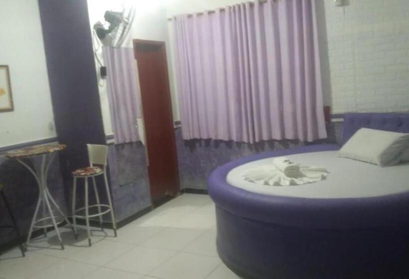 هتل Canal Hum Sanambaia