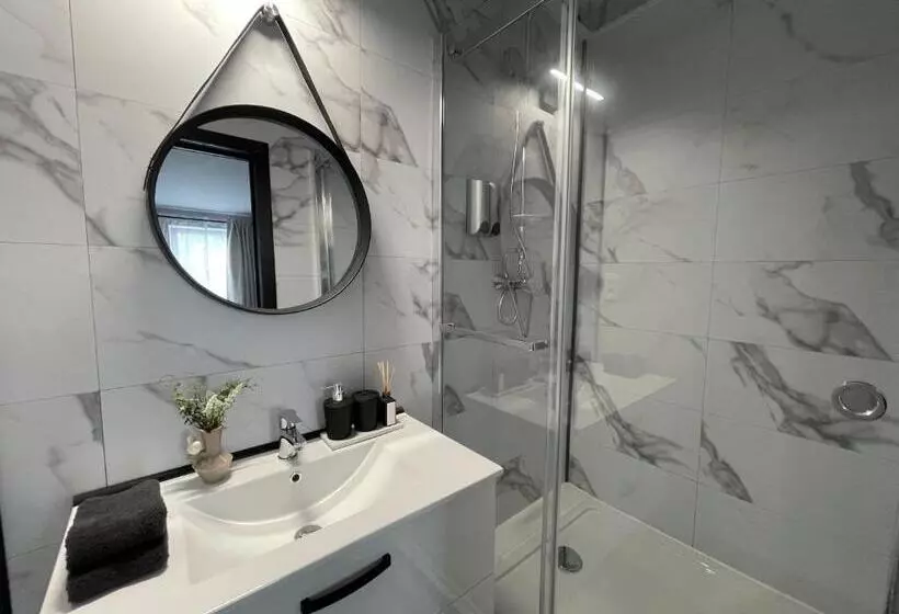 Hotelli Ferme Du Château Fontaine