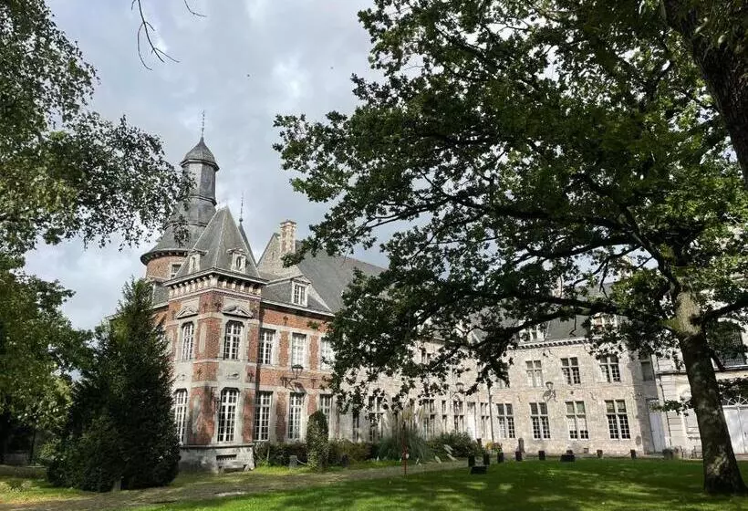 Hotelli Ferme Du Château Fontaine