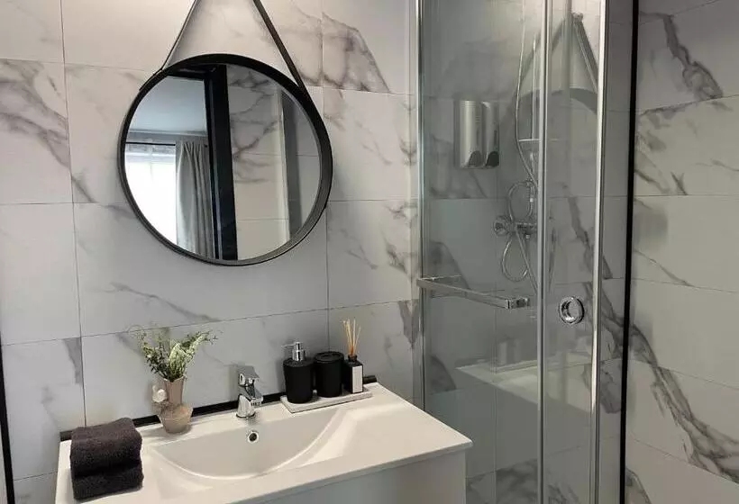 Hotelli Ferme Du Château Fontaine