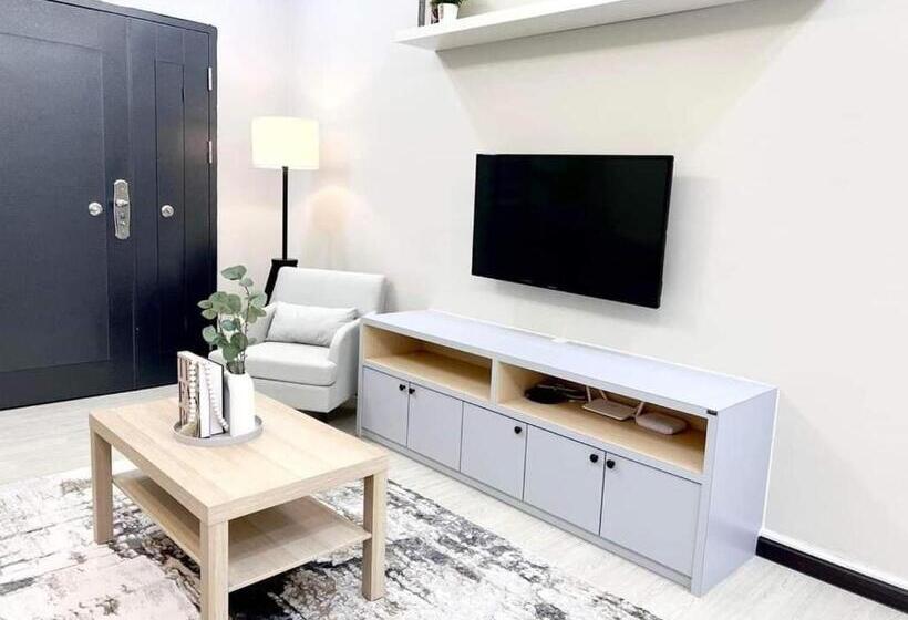 Hotel Krisa Scarlet’s Farmhouse