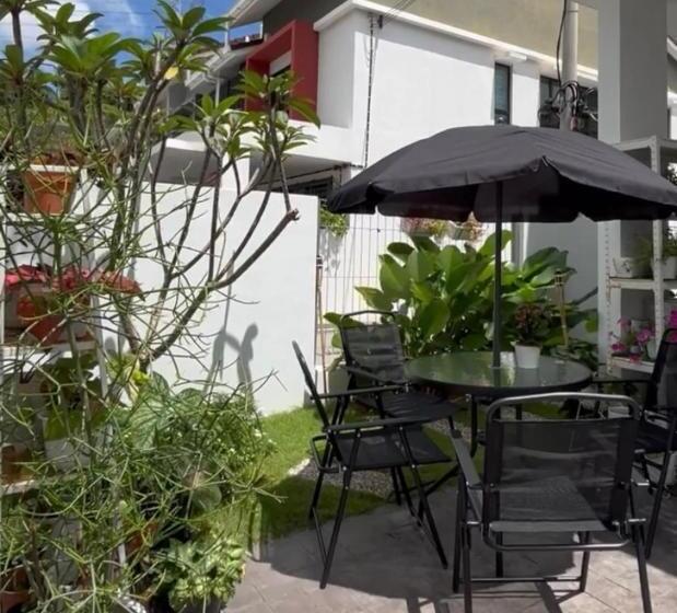 Hotel Krisa Scarlet’s Farmhouse