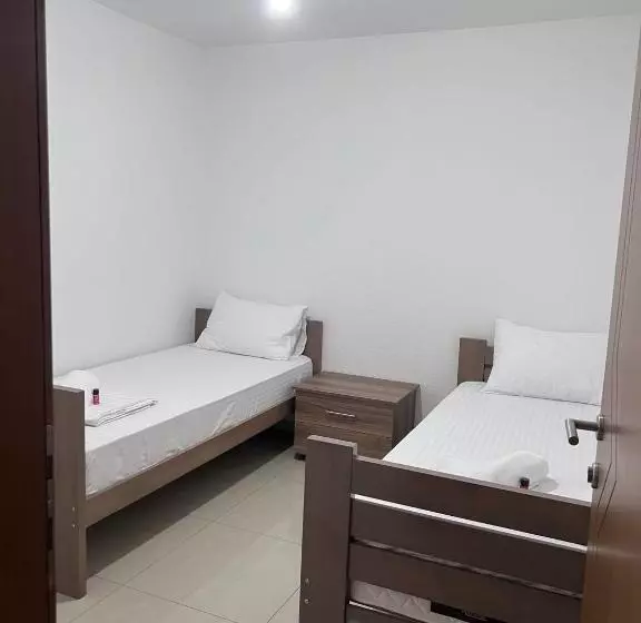 هتل Palace Struga