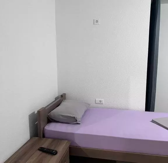 هتل Palace Struga