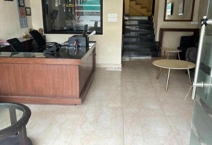 호텔 Rama Inn, Kempty Fall Mussoorie