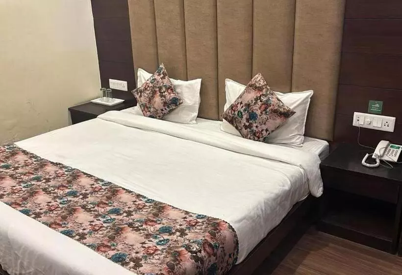 ホテル Rama Inn, Kempty Fall Mussoorie