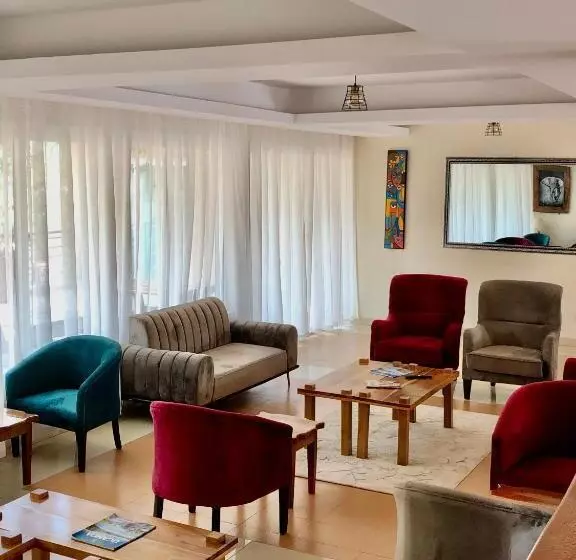 هتل The Address Resort