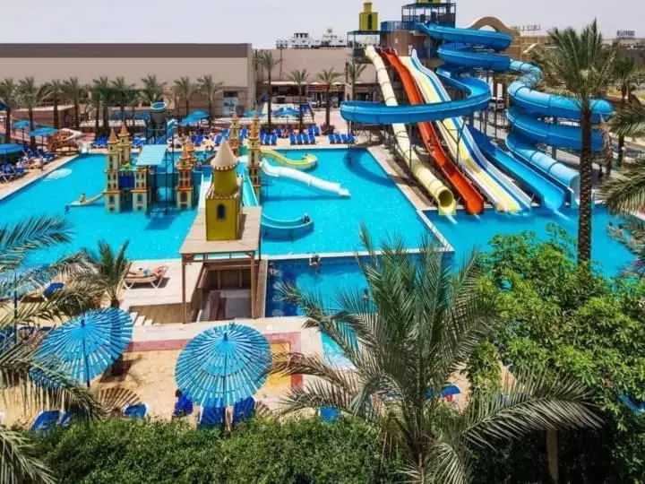 Mirage Bay Resort & Aqua Park Apartment