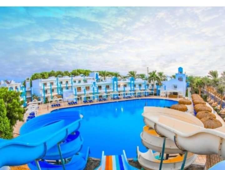 Mirage Bay Resort & Aqua Park Apartment