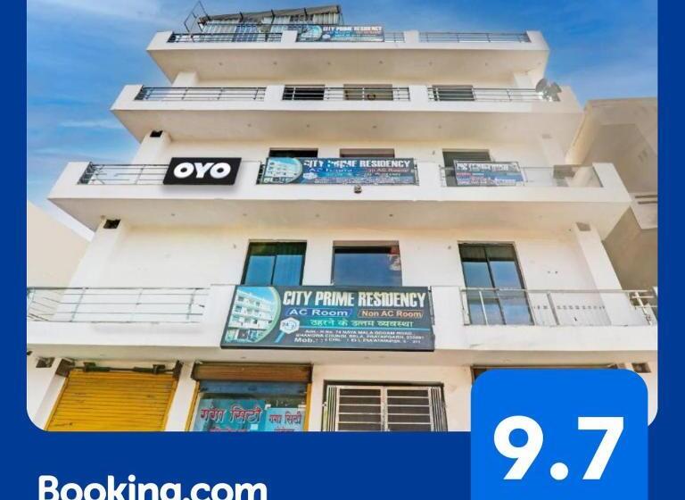 Oyo Flagship Hotel Cp Residency