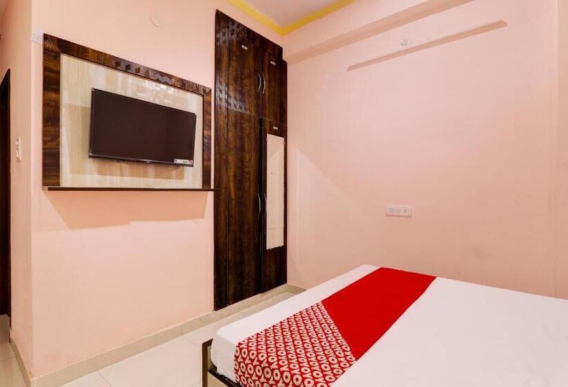 Oyo Flagship Hotel Cp Residency