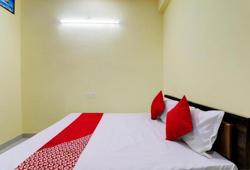 Oyo Flagship Hotel Cp Residency
