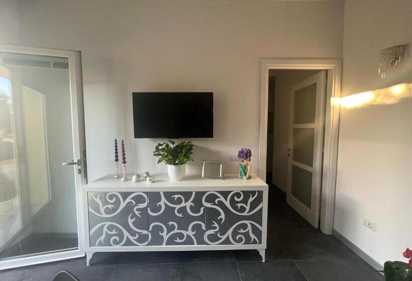 펜션 Acquamarina Luxury Rooms