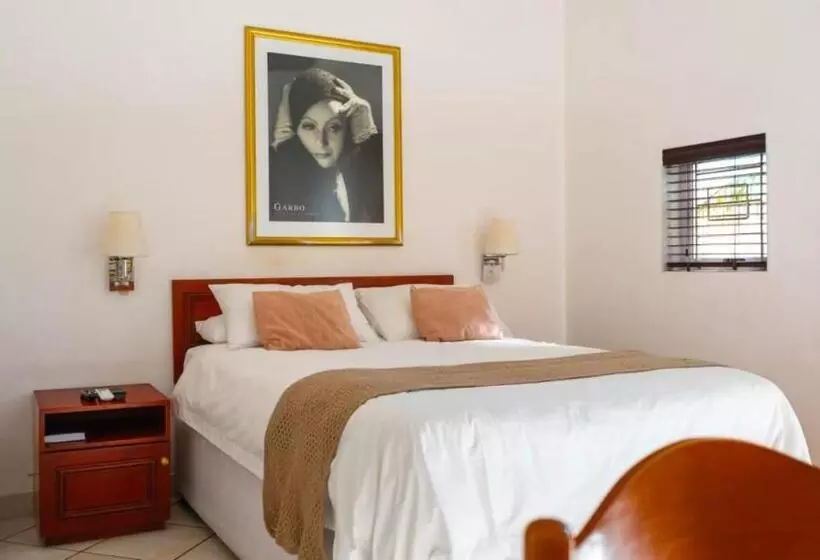 Majatalo Broadway Boston