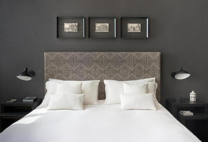 پانسیون Crossing Manzoni