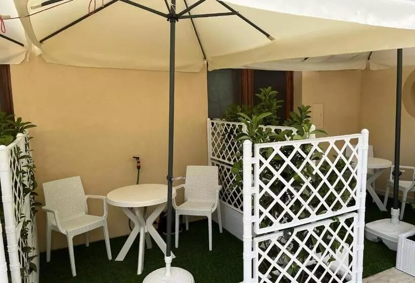 Majatalo Girasole Room Sperlongaresort