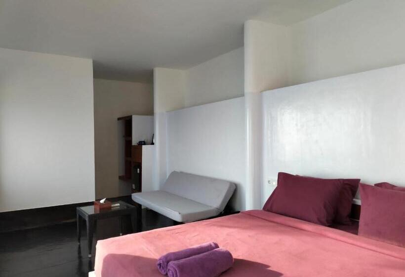 ペンション Nunggalan Octopus 1