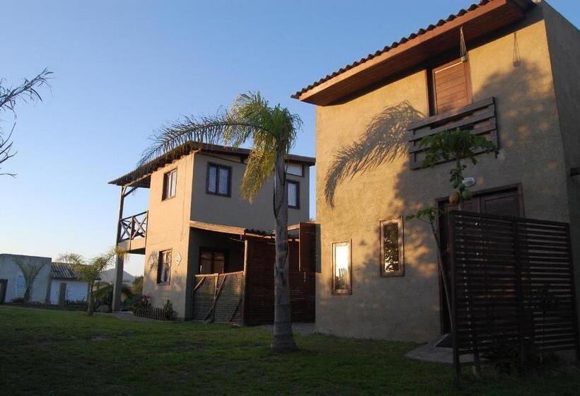 Schronisko Akira Residencial