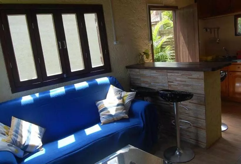 Retkeilymaja Akira Residencial
