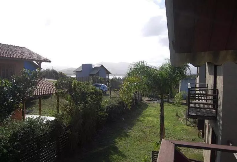 Retkeilymaja Akira Residencial