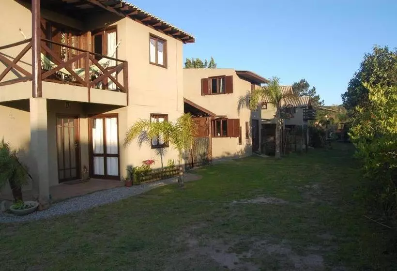 Retkeilymaja Akira Residencial