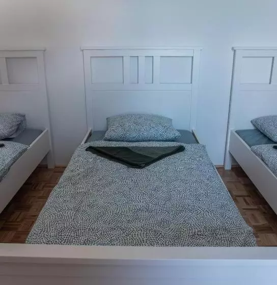 Hostel Vaneča